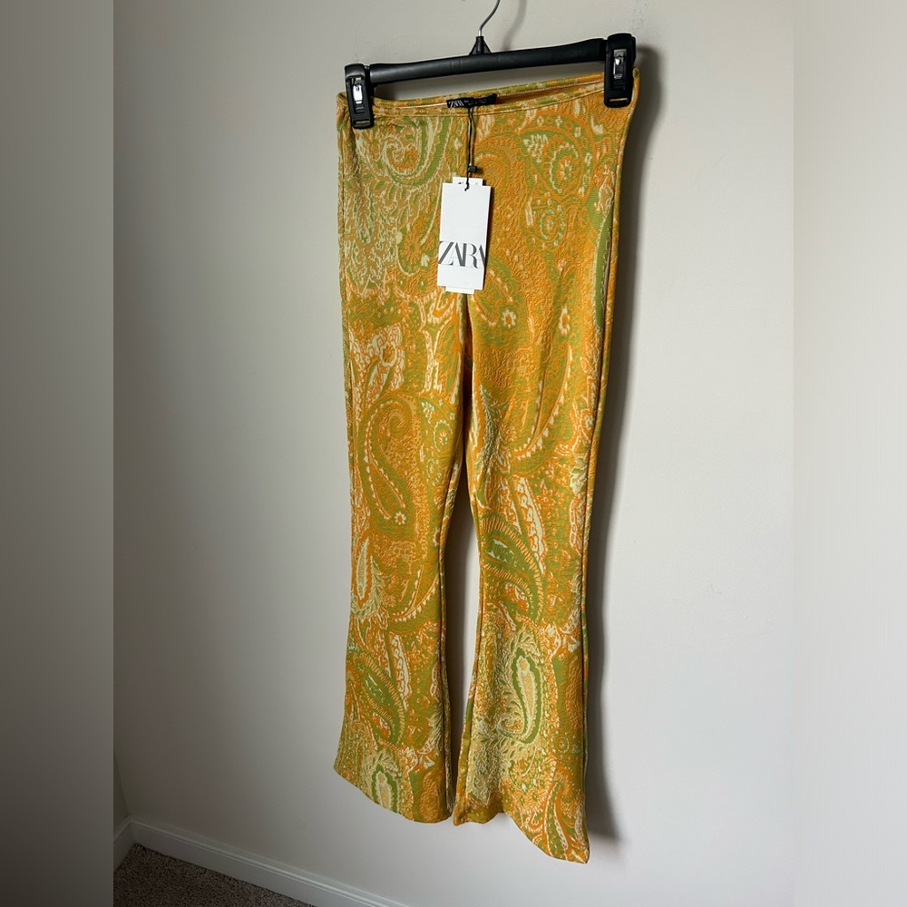 Zara Yellow paisley Knit flare Pants